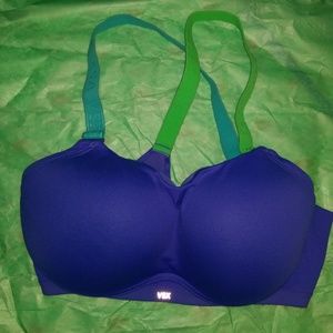 Victoria secret sports bra 36D